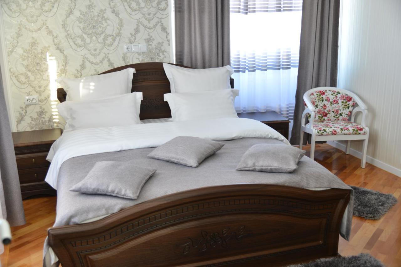 Stejarul Buzau Apartment Ngoại thất bức ảnh
