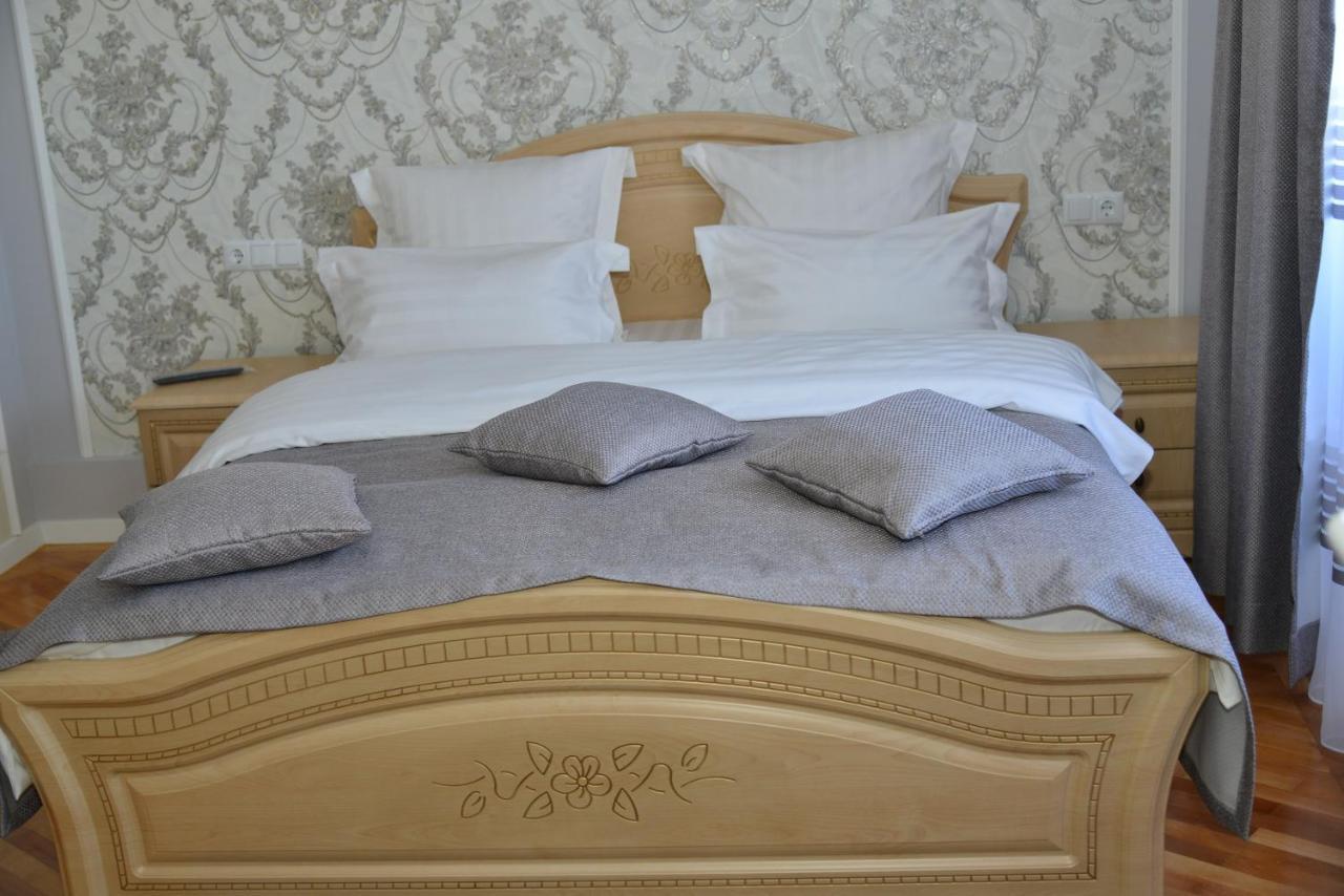 Stejarul Buzau Apartment Ngoại thất bức ảnh